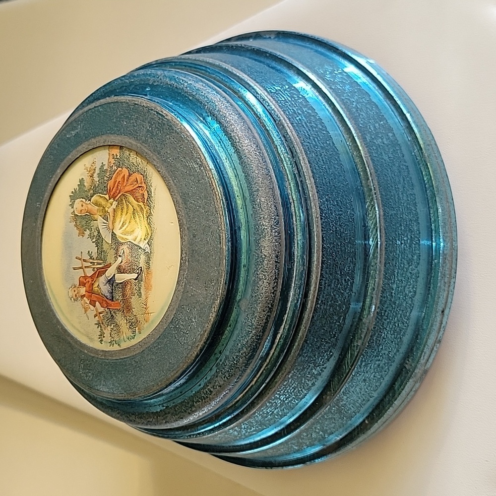 Vintage Musical Powder Box
